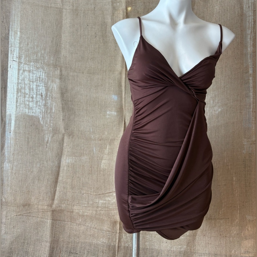 Chic Strapless Brown Dress